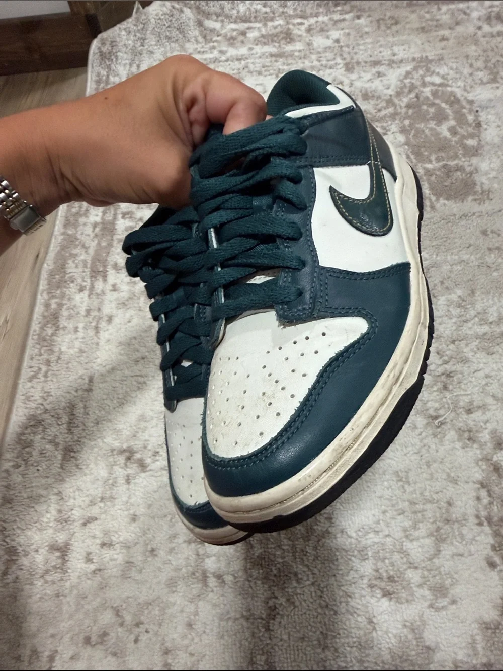 Nike Low-Top Sneakers in Dark Teal and White